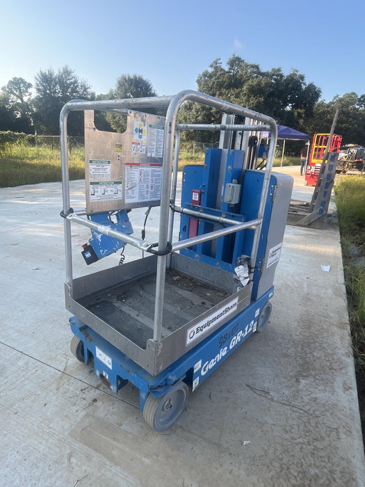 2020 GENIE GR-12