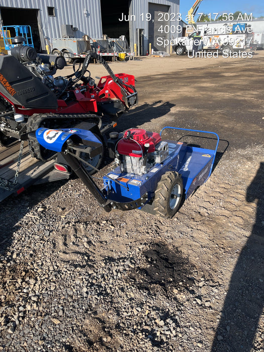 2022 BLUEBIRD BB26 Brushboss