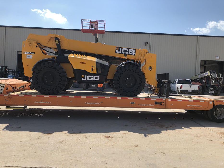 2020 JCB 509-42 Cab/Heat/Air, Solid Tires, Work Lights, Beacon, Aux Hydraulics, Back up Alarm, Lifting Eye, ES Decals