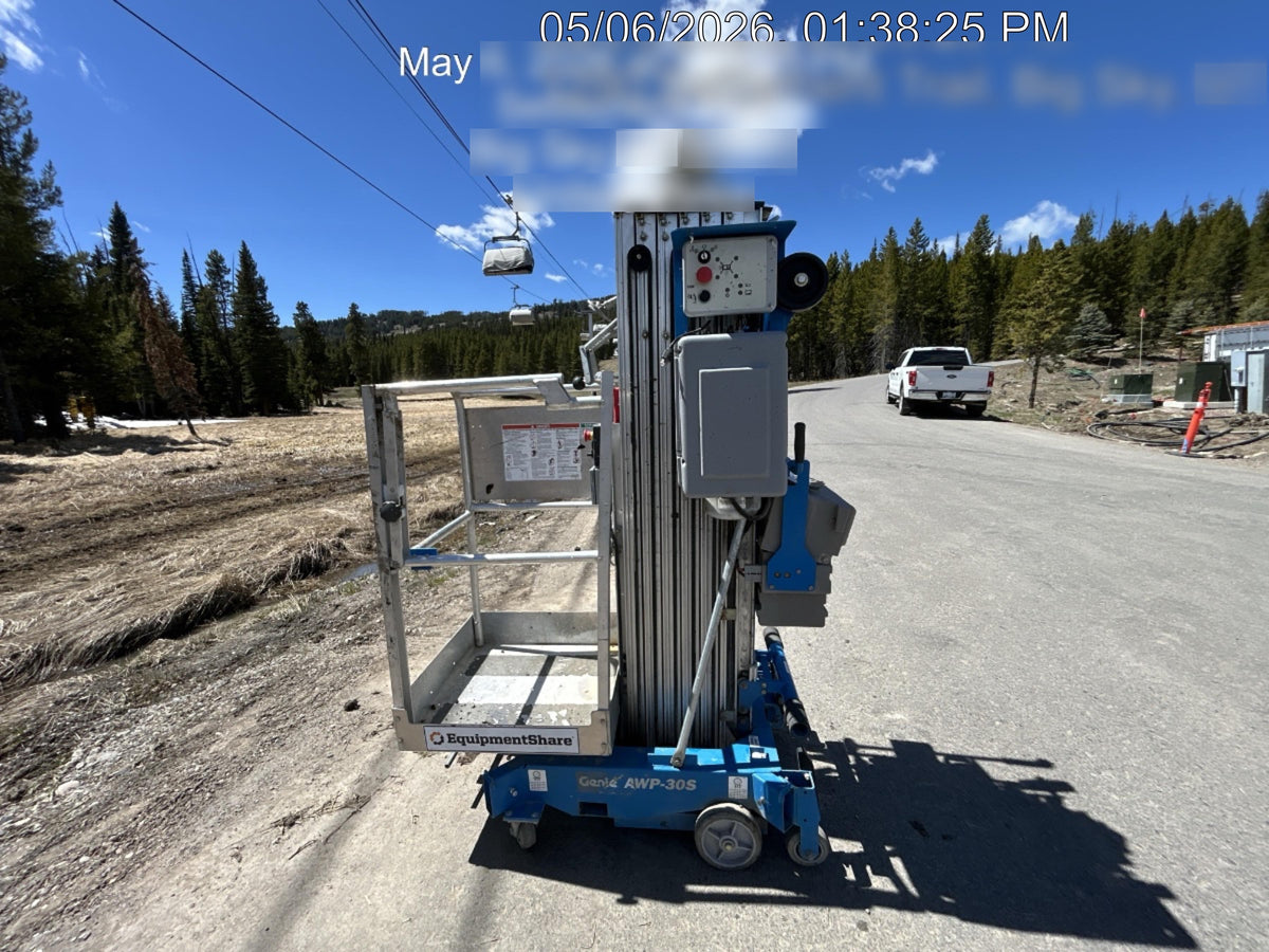 2019 GENIE AWP-30S