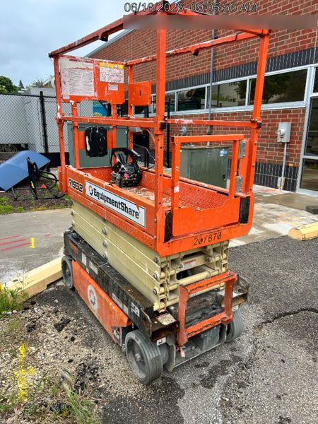 2022 JLG R1932