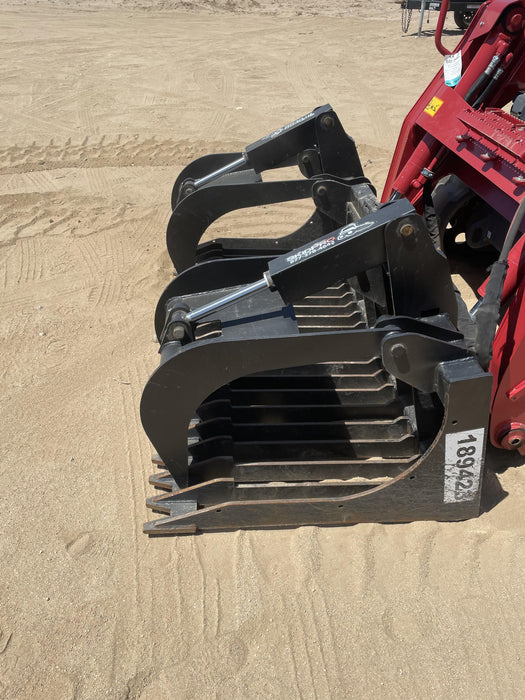 2021 SKID PRO ATTACHMENTS 72" Scrap Grapple Bucket
