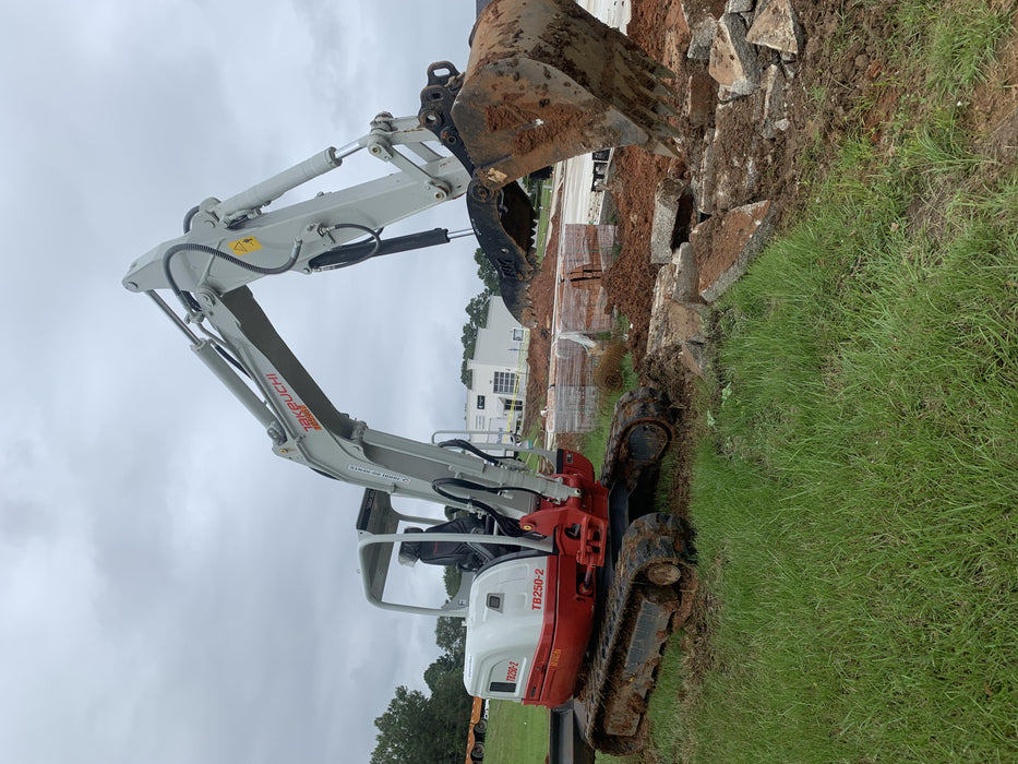 2020 TAKEUCHI TB250-2