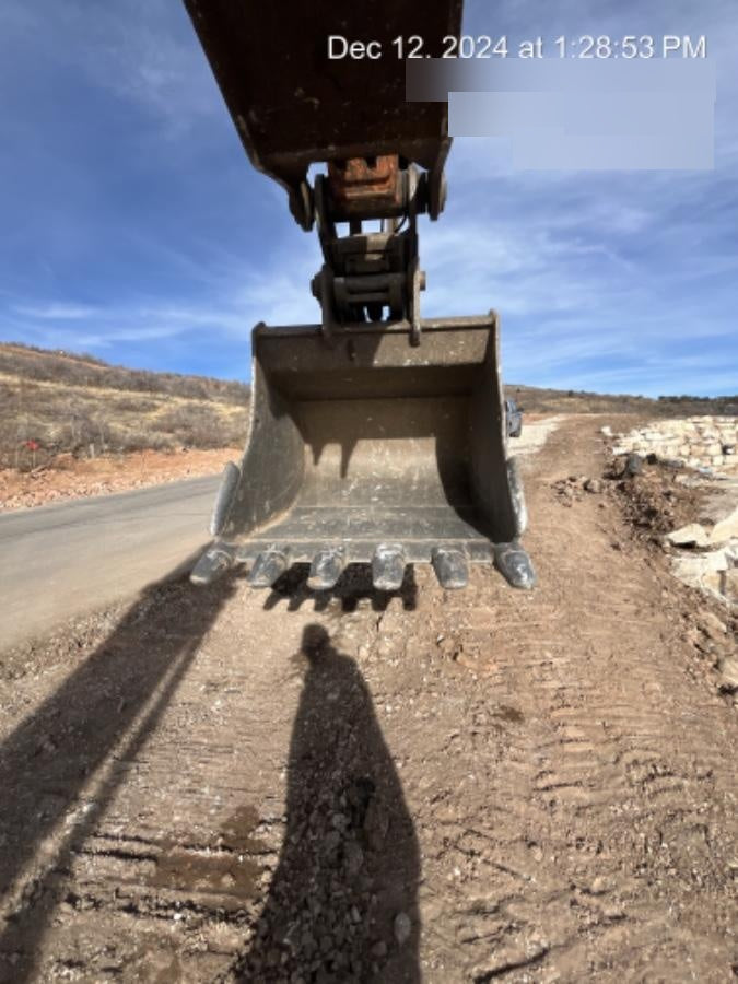 2020 DOOSAN 48" Excavator Bucket