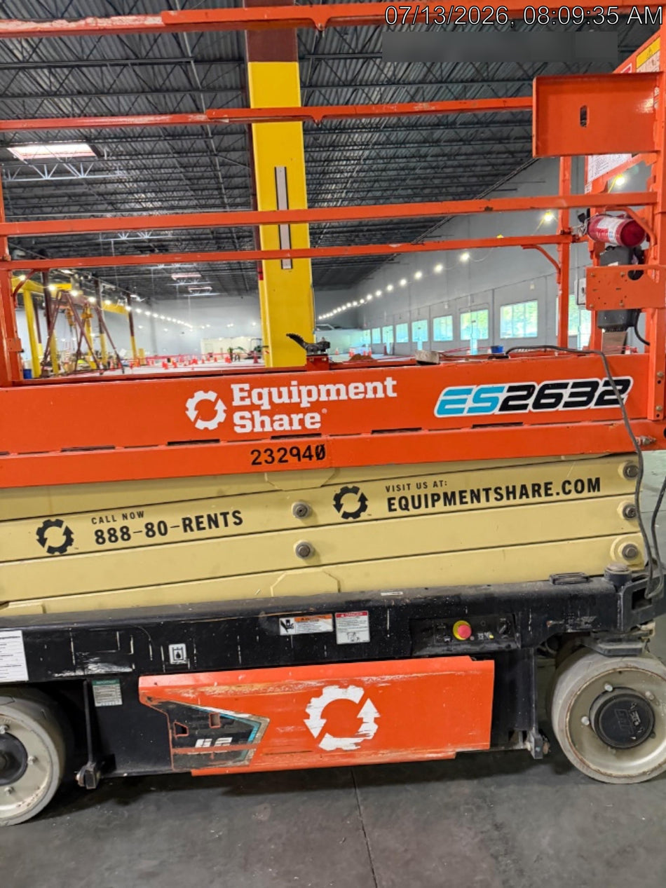 2022 JLG ES2632
