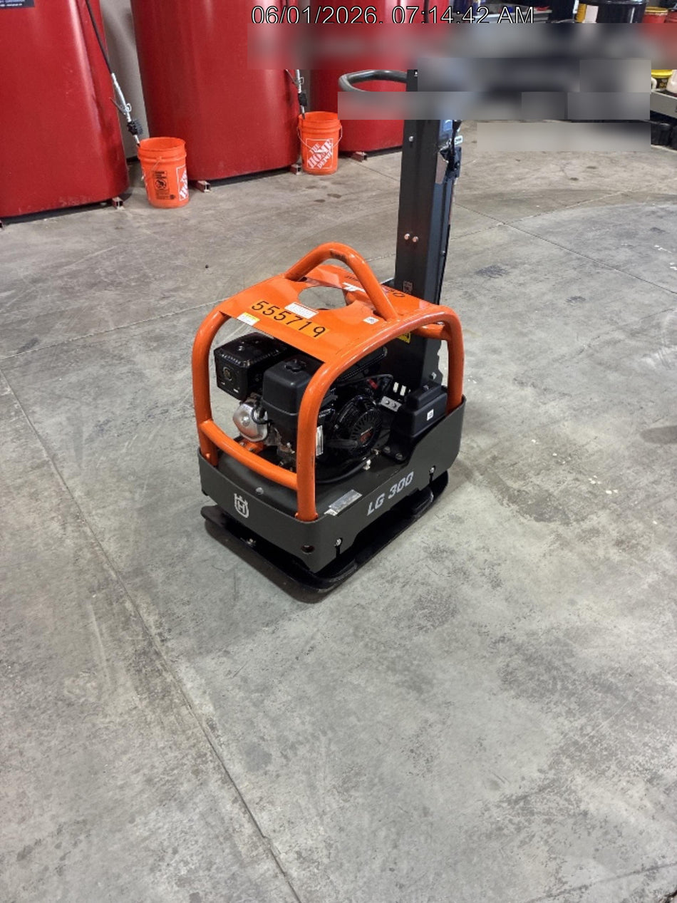 2025 HUSQVARNA LG300