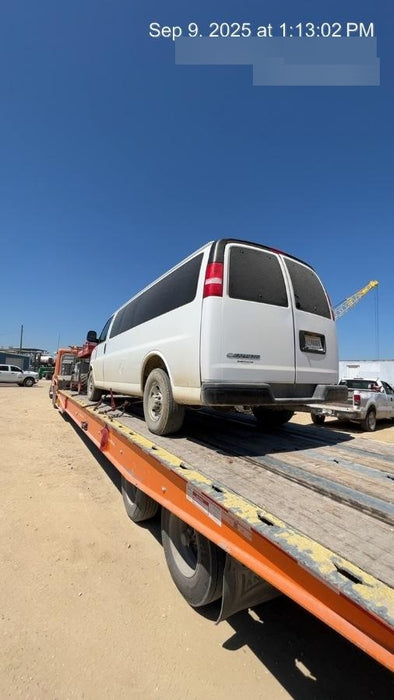 2023 CHEVROLET Express Van - Rental