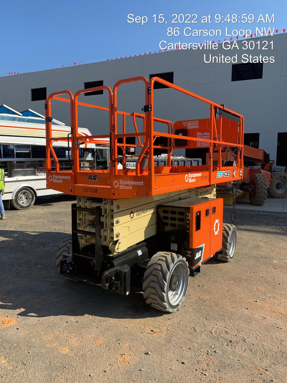 2022 JLG ERT4069