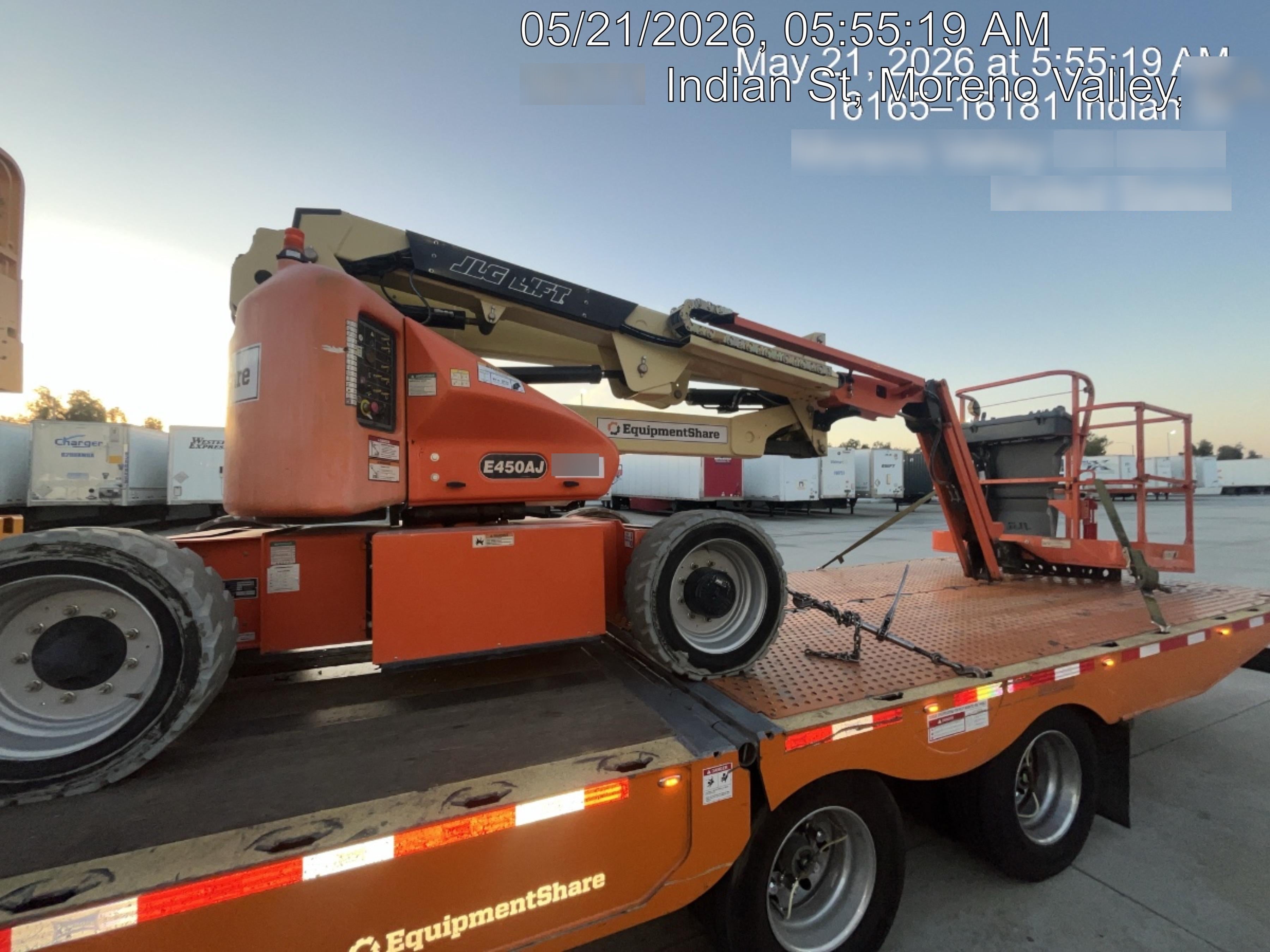 2019 JLG E450AJ