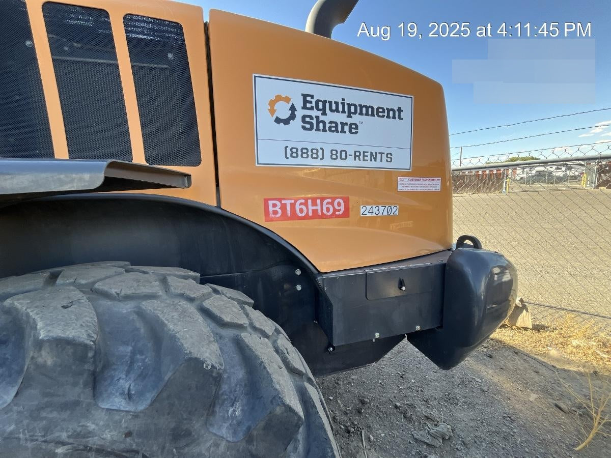 2022 CASE 721G