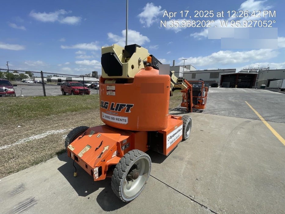 2019 JLG E400AJPN