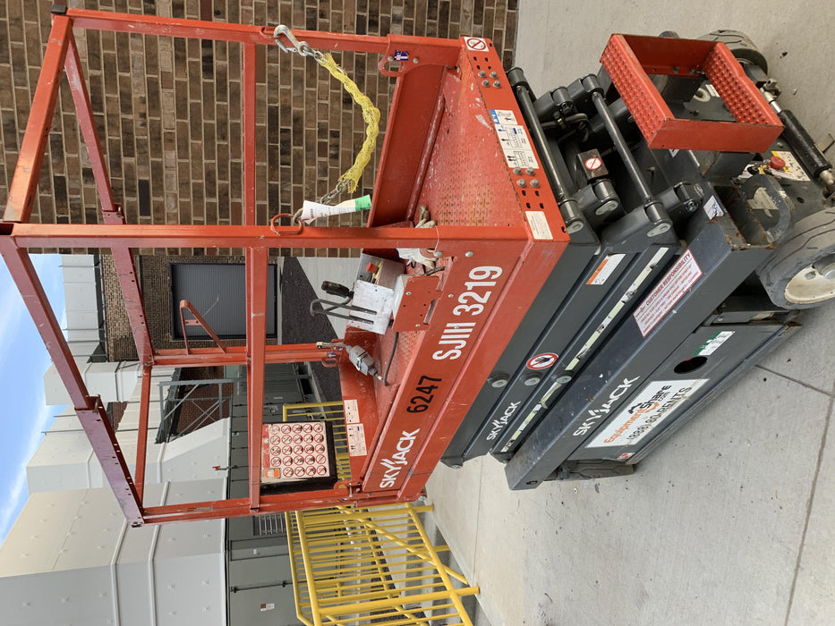 2018 SKYJACK SJIII-3219