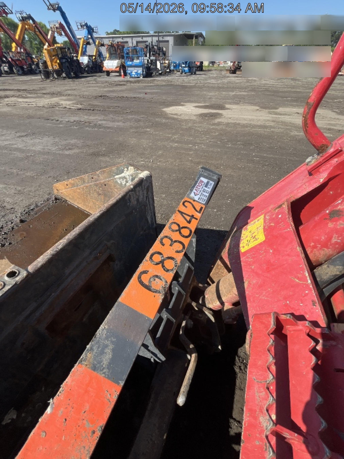 2026 ARROW MATERIAL HANDLING 72" Pallet Forks - Arrow