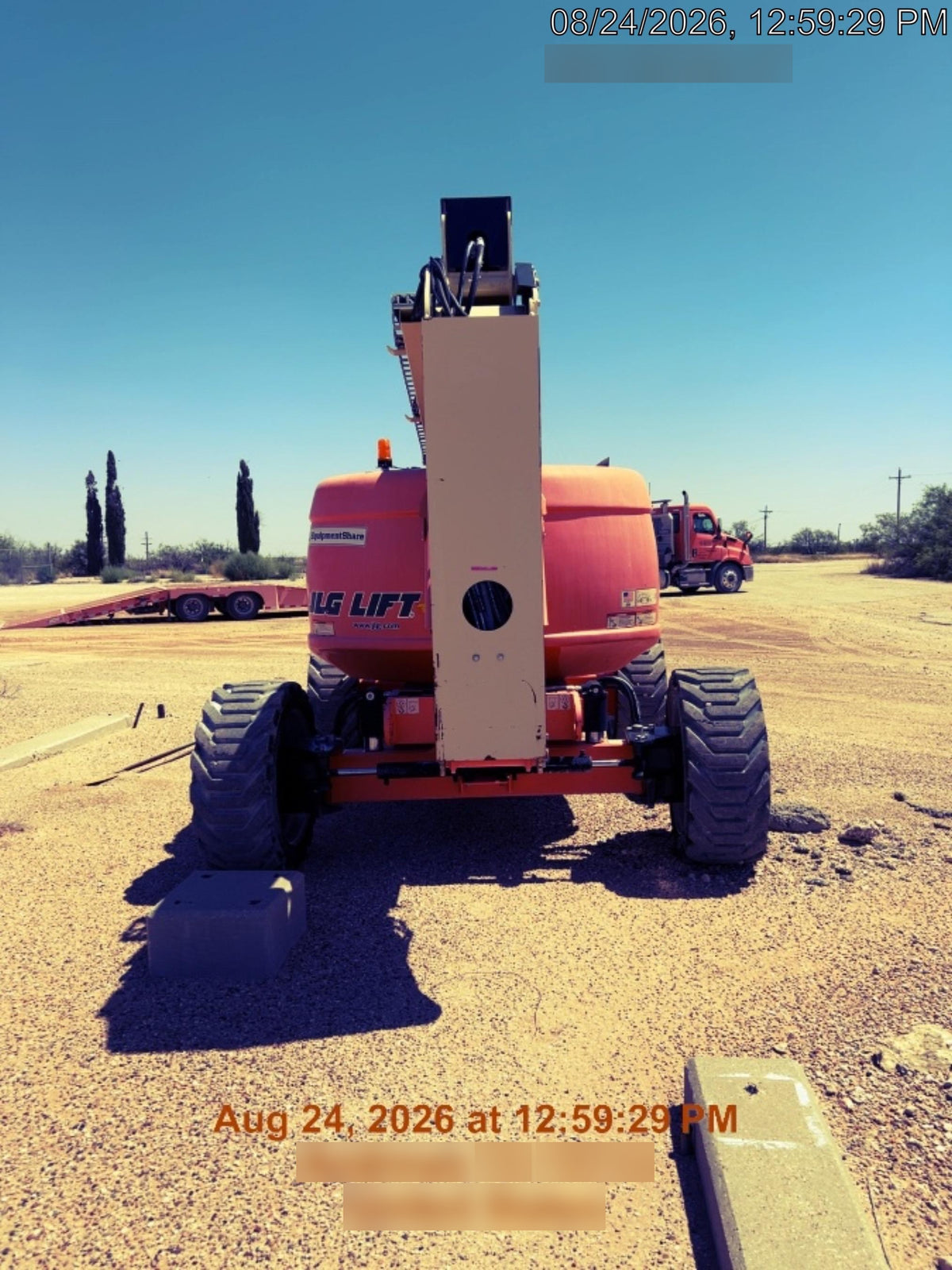 2019 JLG 600AJ