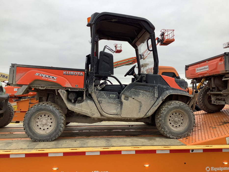 2019 Kubota RTV-XG850WL-H 4wd Utility Cart, Gas, 2 Seat, LED Strobe, Windshield Tempered Glass, Plastic Canopy, Wire Harness Kit, Backup Alarm