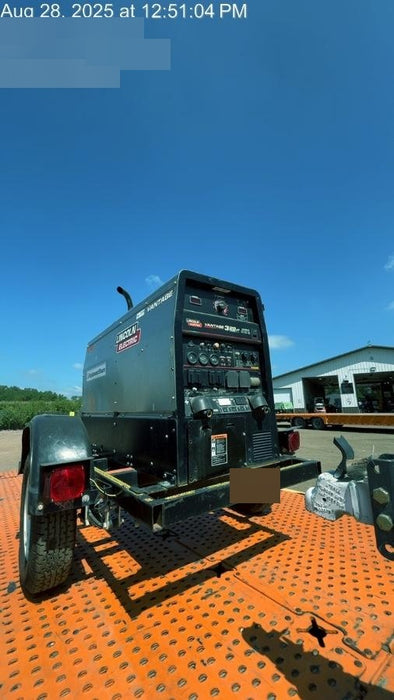 2019 Lincoln Electric Vantage 322 Welder Ready-Pak 3, Two wheel trailer, Fender and Light kit, Cable Rack
