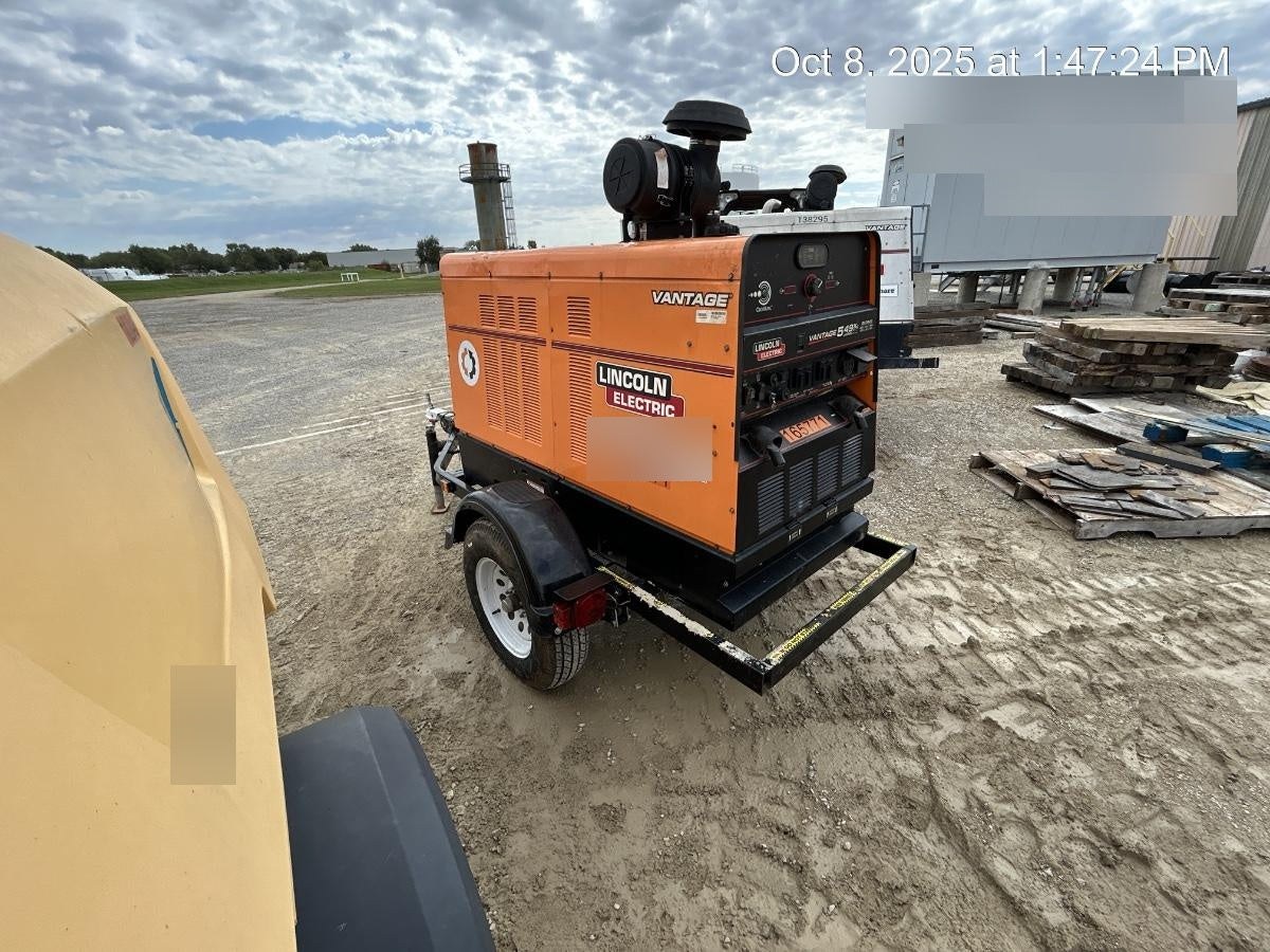 2021 Lincoln Electric Vantage 549X Ready Pak 3, ORANGE (includes trailer, cable rack, fender light kit)