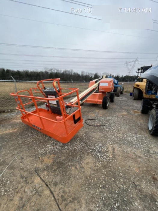 2019 JLG 400S