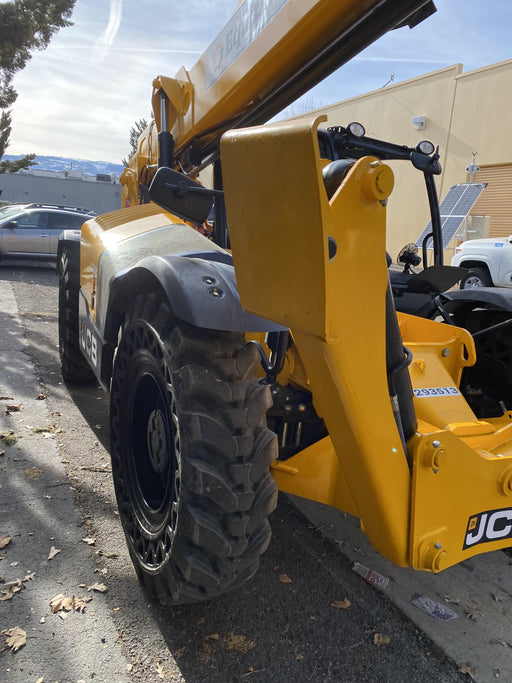2023 JCB 510-56