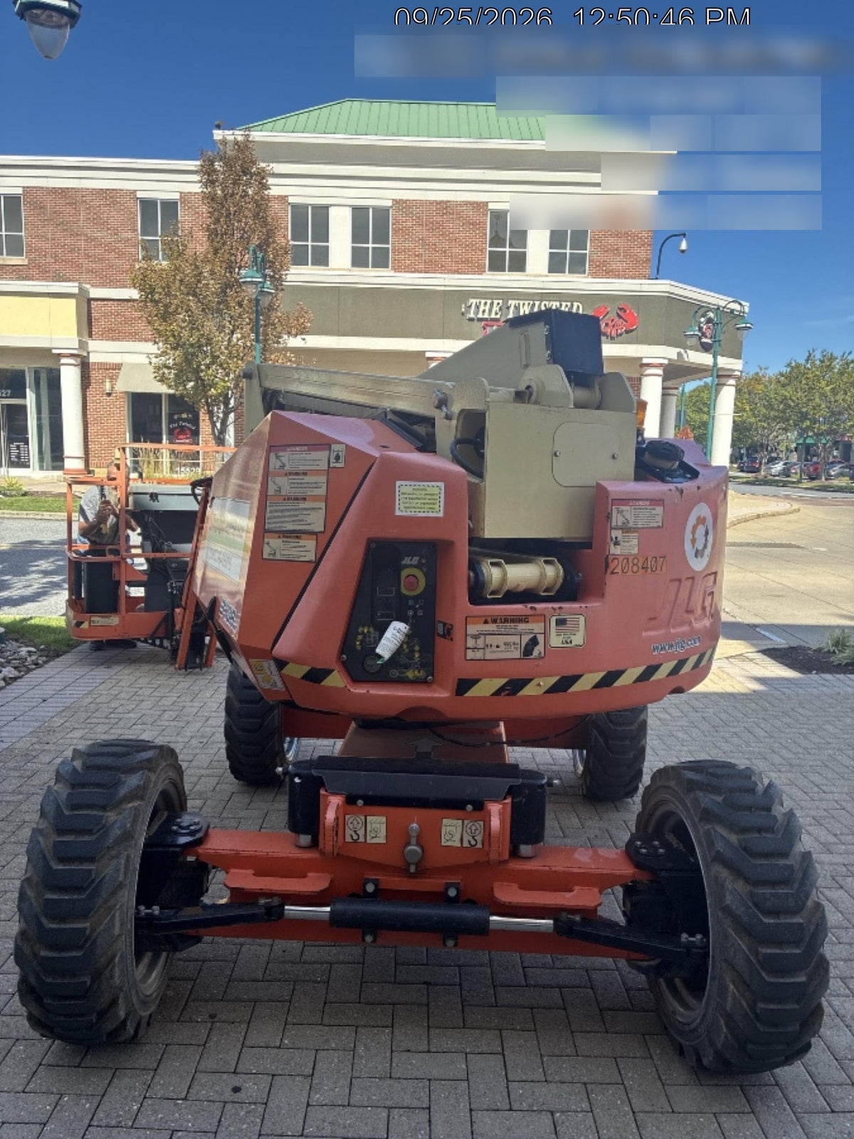 2022 JLG 340AJ