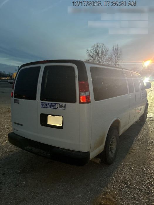 2023 CHEVROLET Express Van - Rental