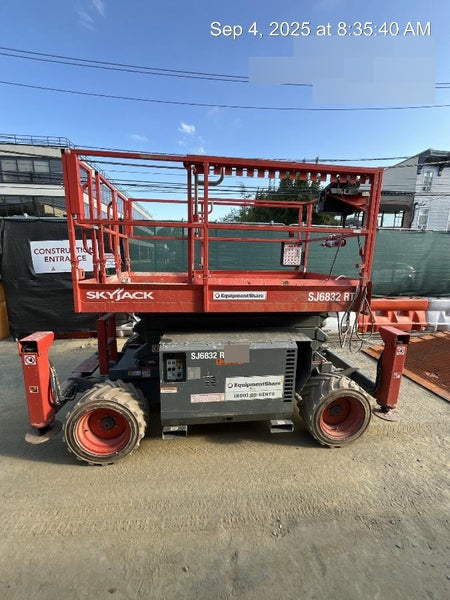 2021 SKYJACK SJ6832 RT