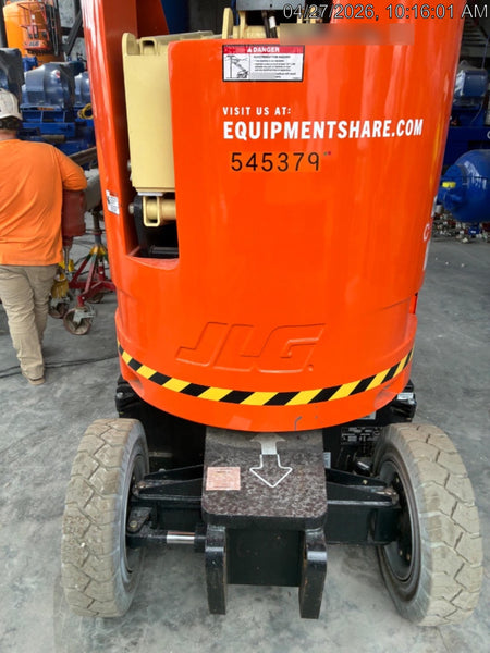 2025 JLG E300AJP