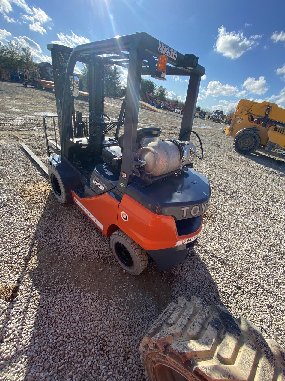 2022 TOYOTA 50-8FGU25