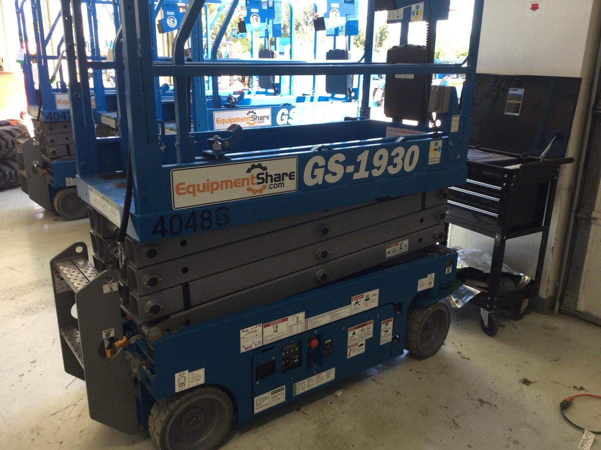2017 GENIE GS-1930