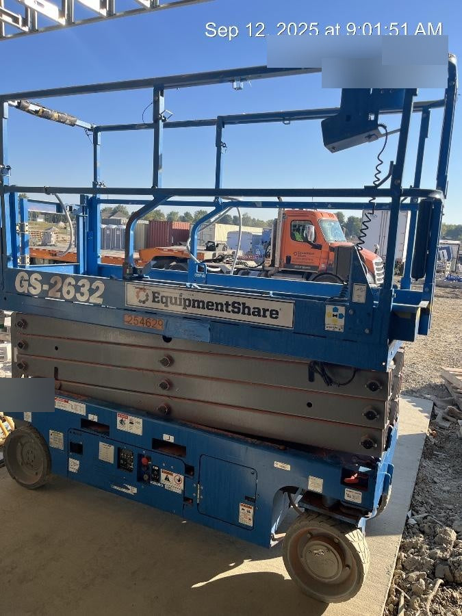 2022 GENIE GS-2632