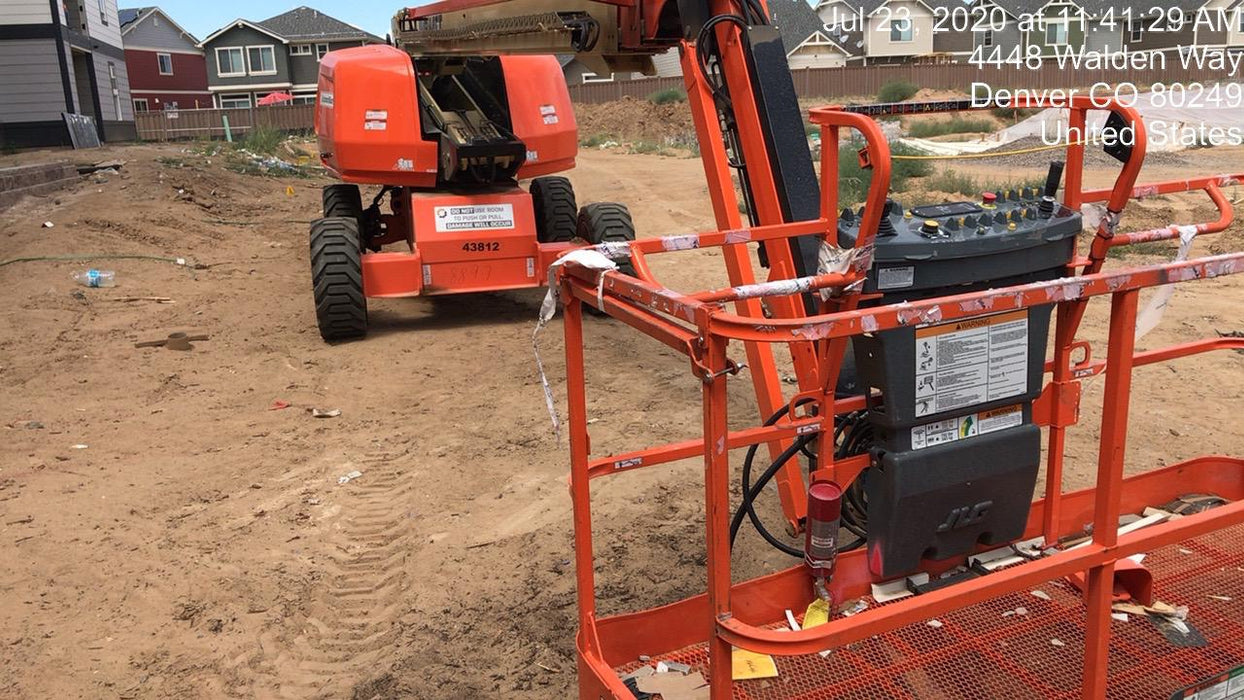 2019 JLG 660SJ