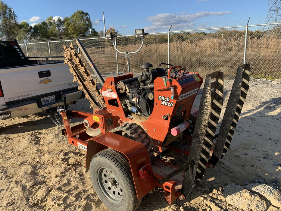 2020 DITCH WITCH C24XA