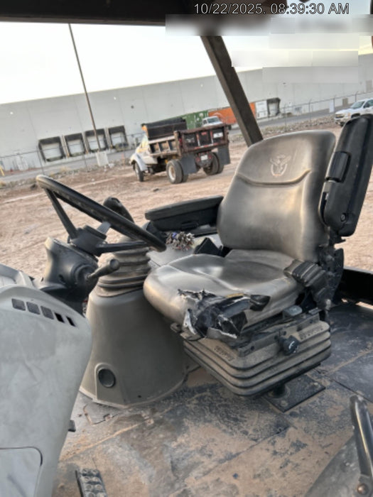 2019 Case 580N EP Canopy, 4WD, GP Front Bucket, Standard Stick, 2-Way Aux Hydraulics, ISO Controls