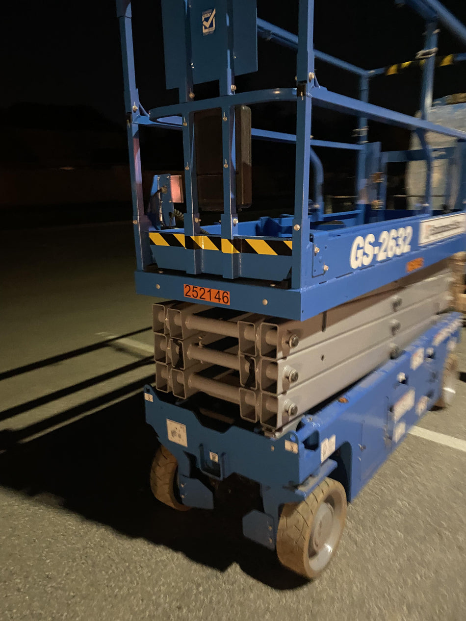 2022 GENIE GS-2632