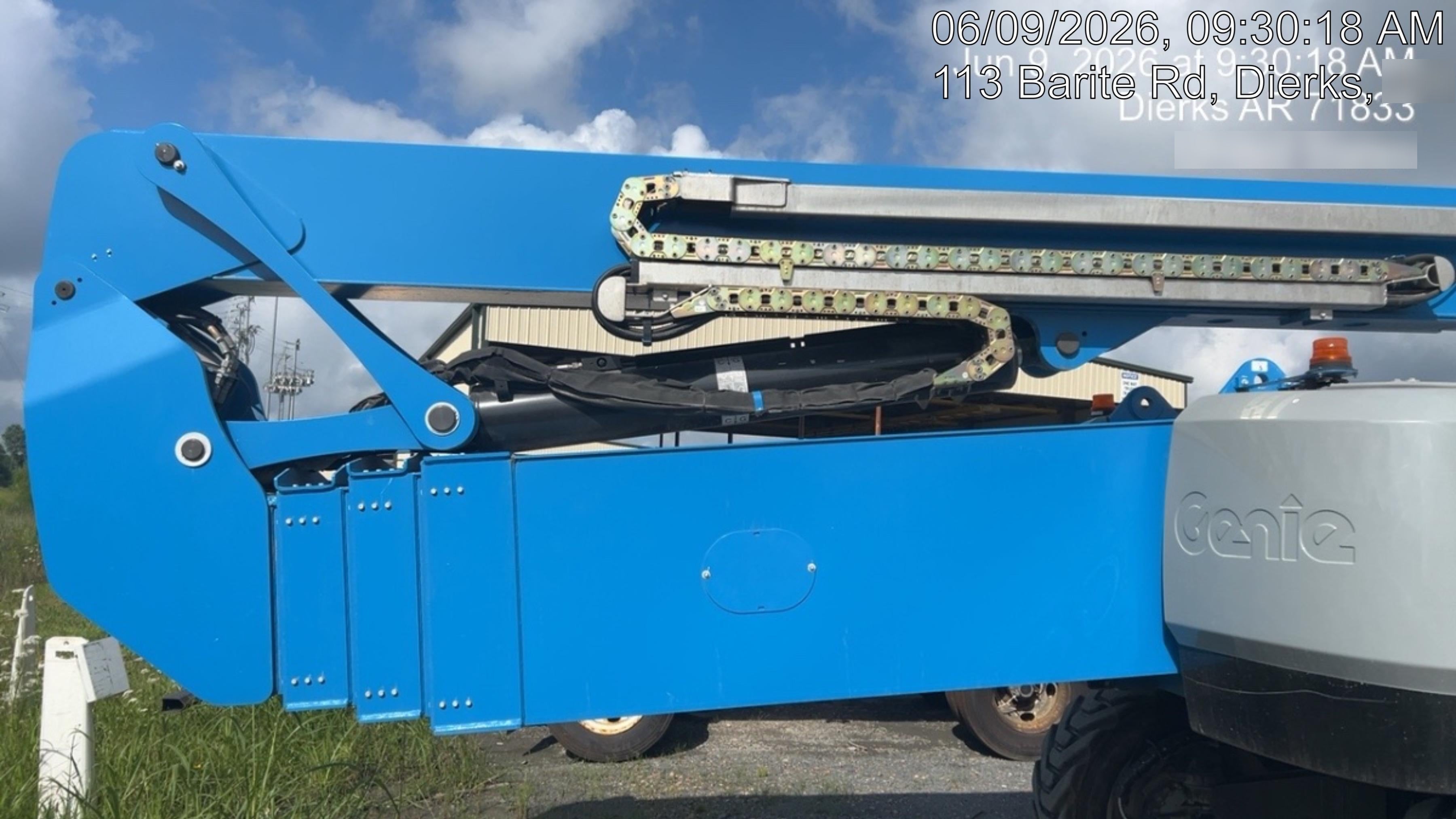 2024 GENIE ZX-135/70
