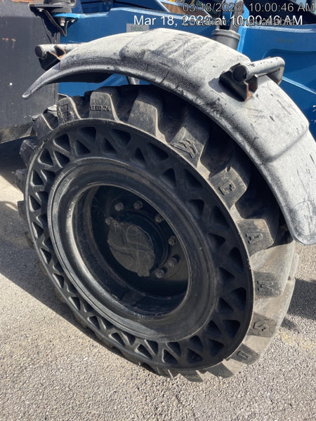 2017 Genie GTH-844 Genie GTH-844, Solid Tires, 60" carriage/forks, Open ROPS, Work Lights