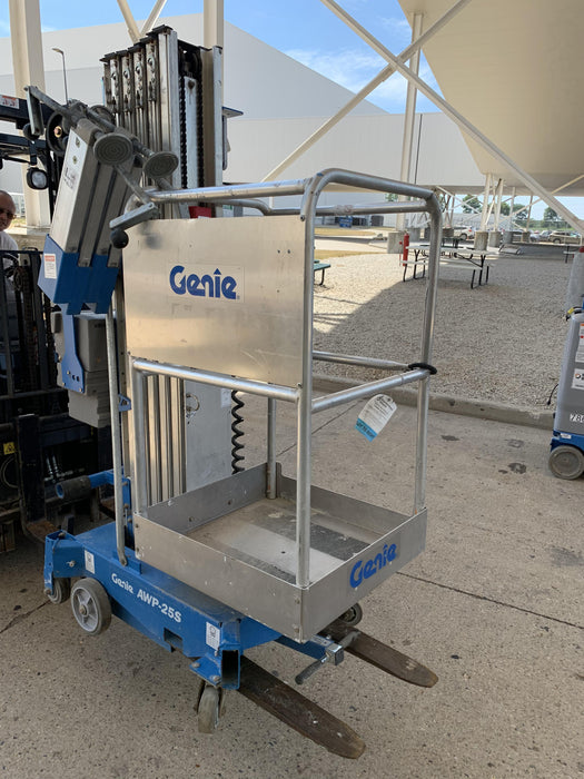 2018 GENIE AWP-25S
