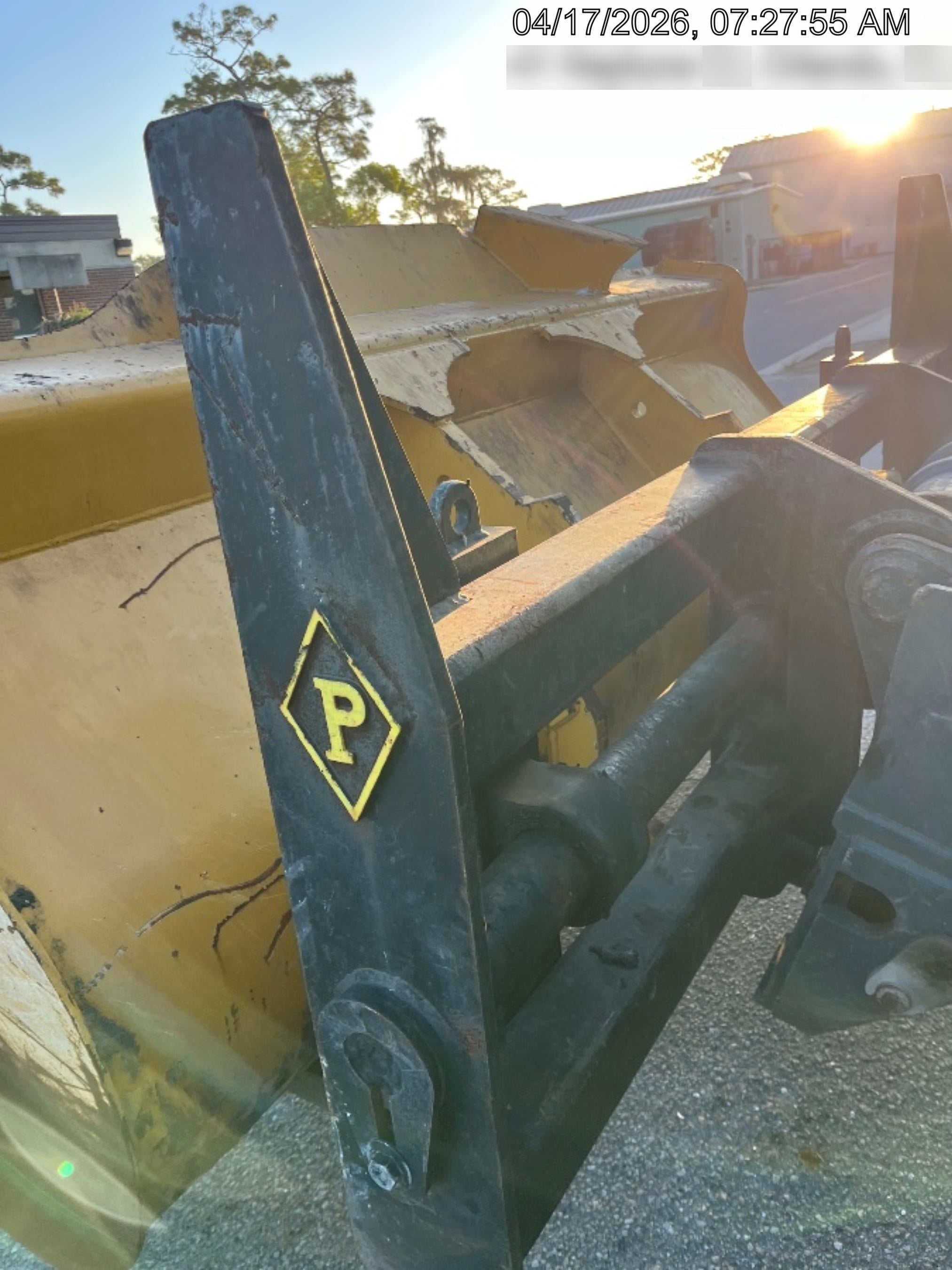 2022 PEMBERTON 72" Utility Forks