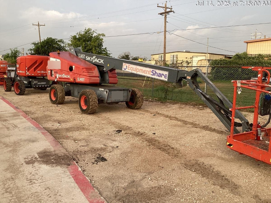 2017 SKYJACK SJ45T+
