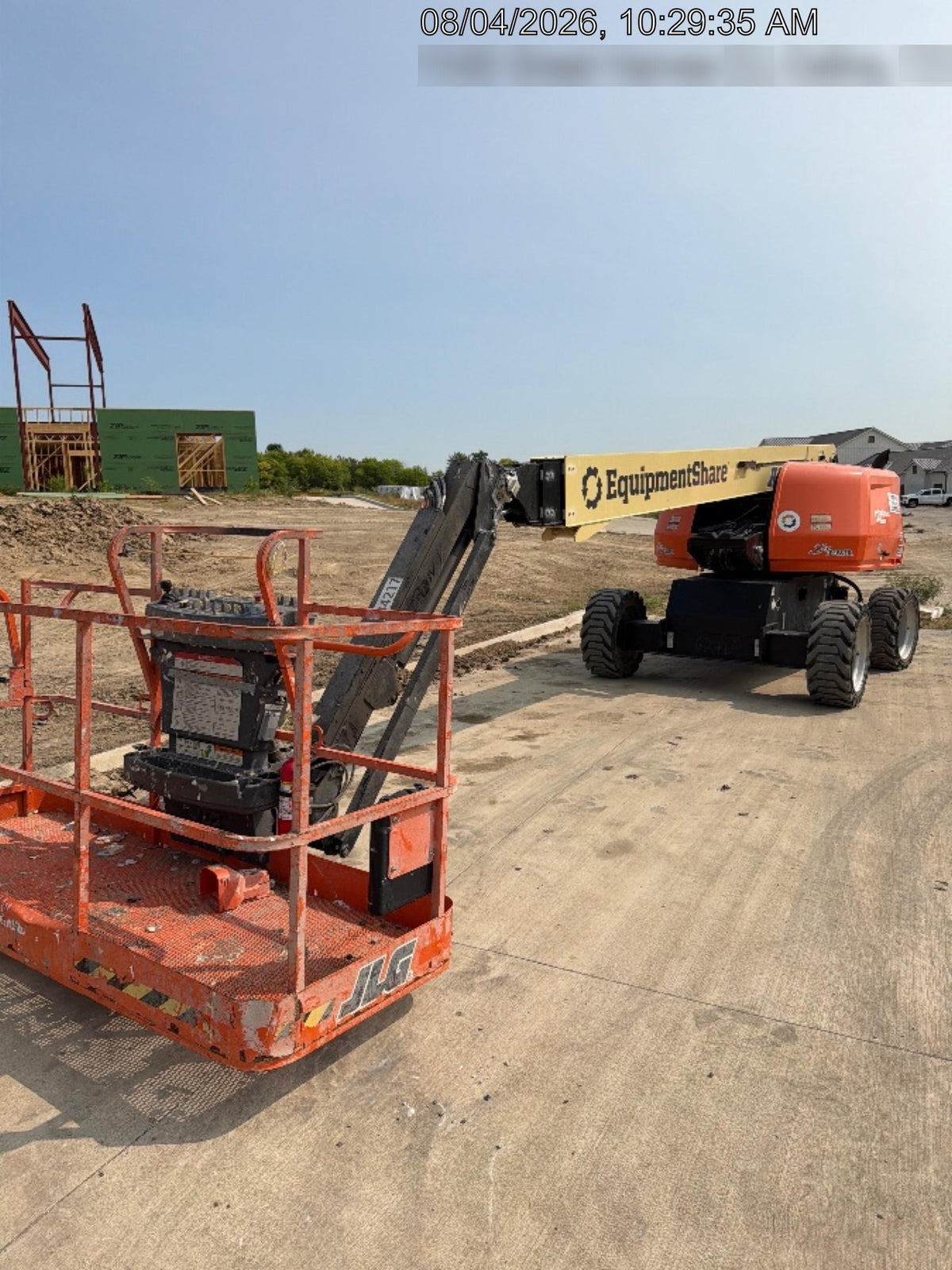 2023 JLG 660SJ