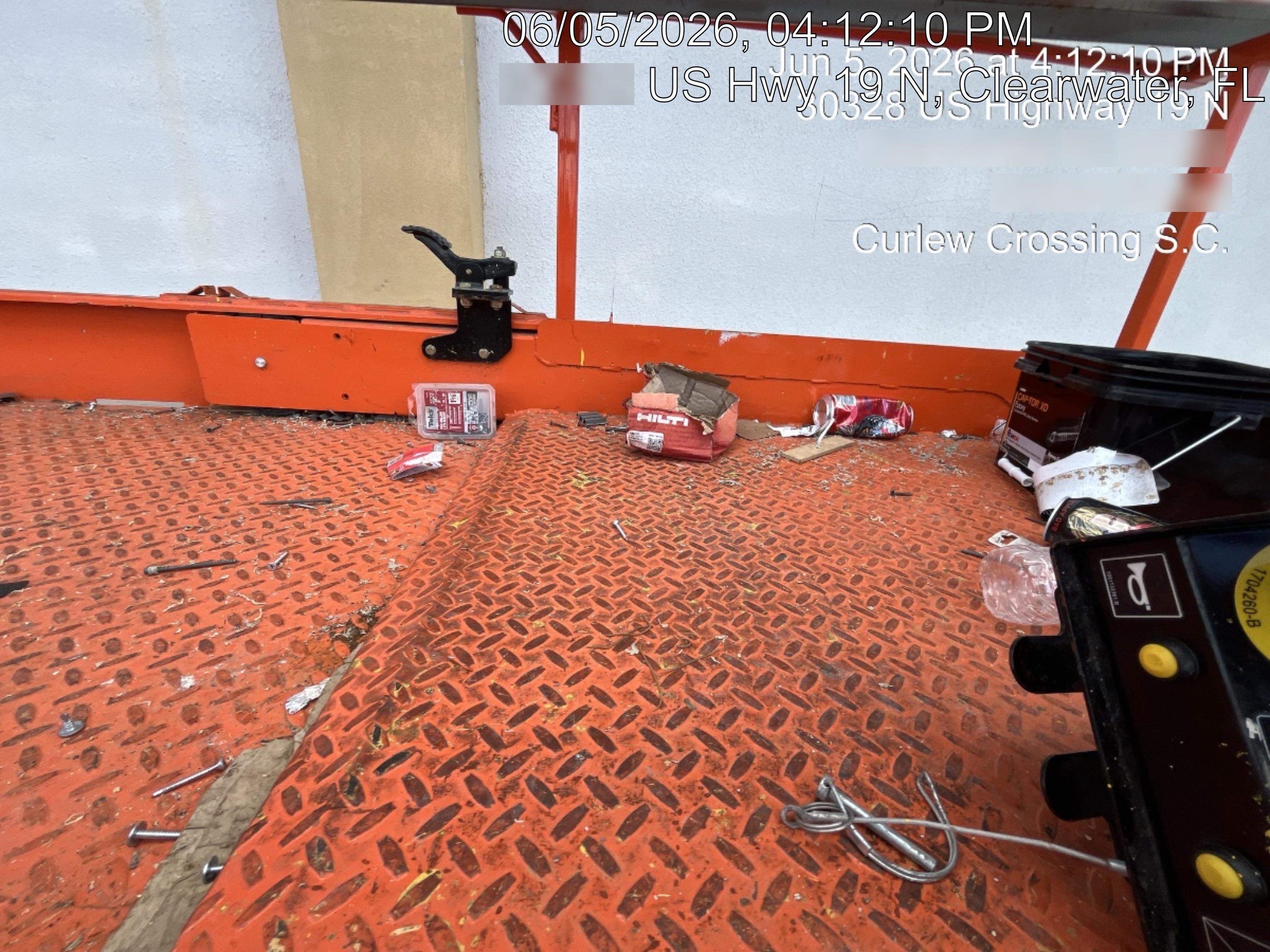 2025 JLG ES3246