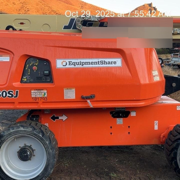 2020 JLG 660SJ