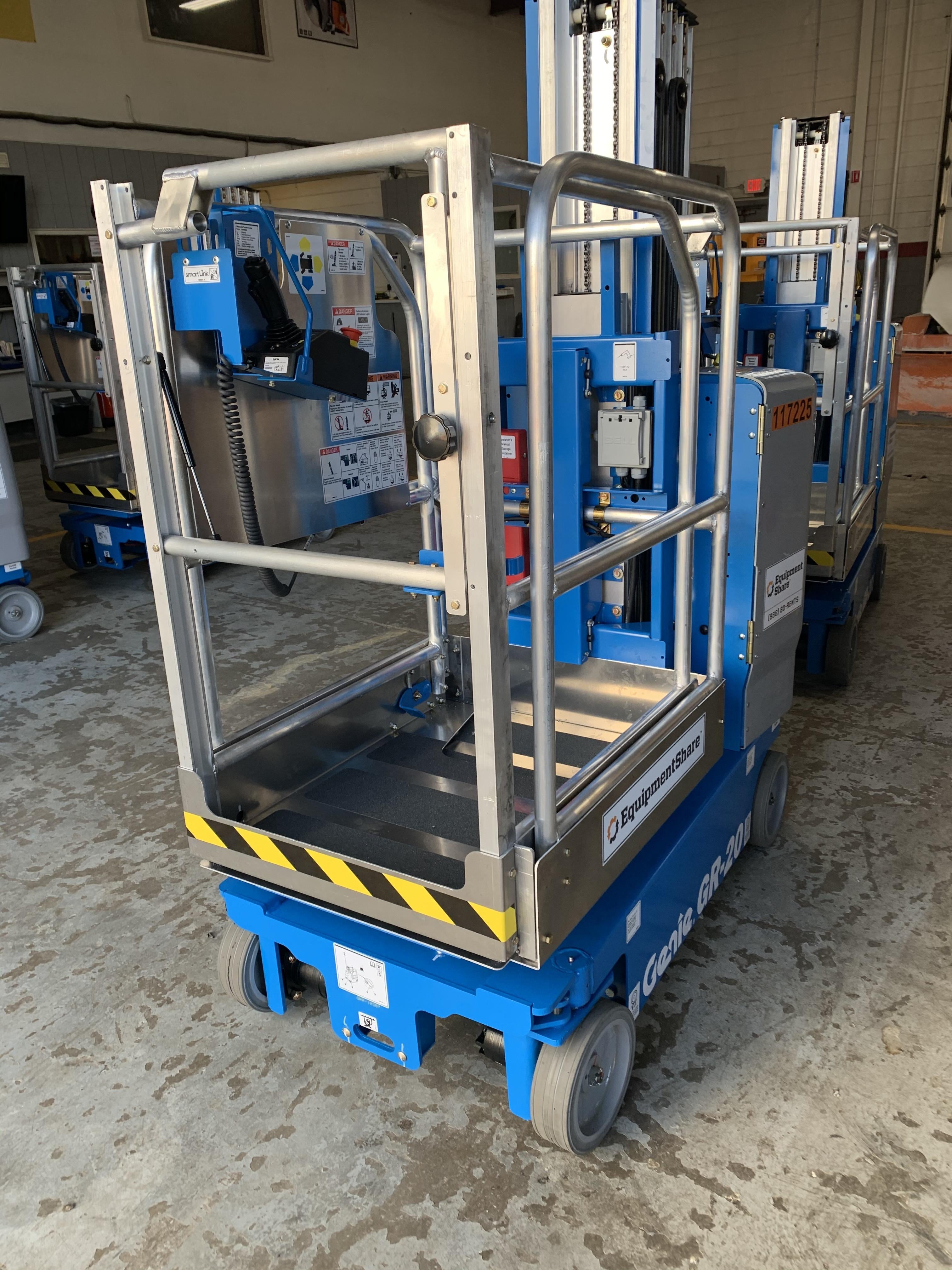 2020 GENIE GR-20