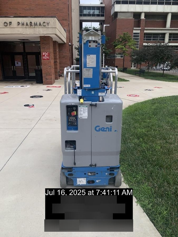 2020 GENIE GR-20