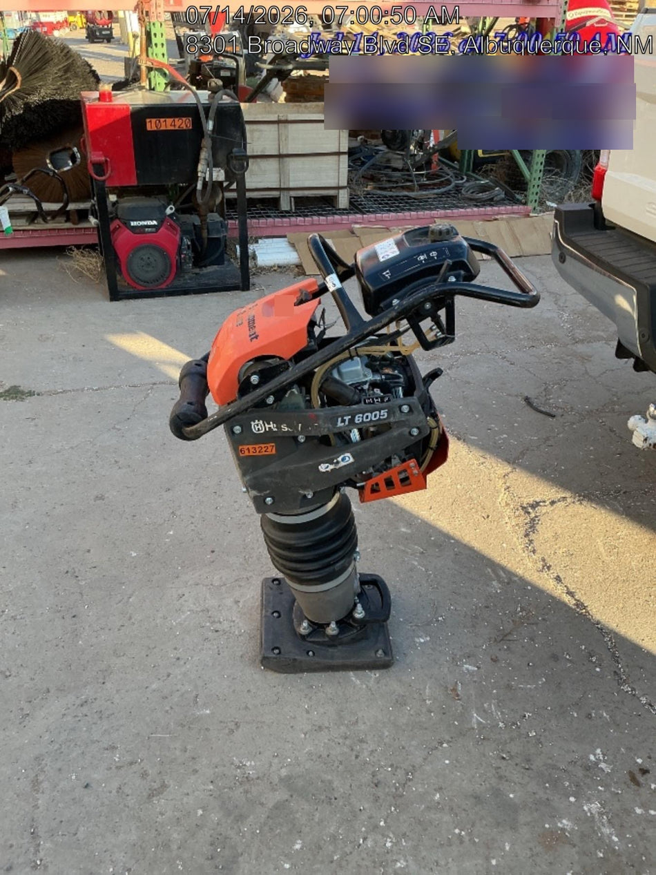 2025 HUSQVARNA LT6005
