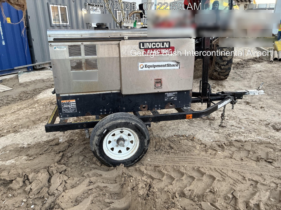 2019 Lincoln Electric Vantage 322 Welder Ready-Pak 3, Two wheel trailer, Fender and Light kit, Cable Rack