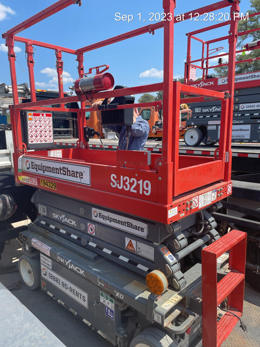 2021 SKYJACK SJ3219