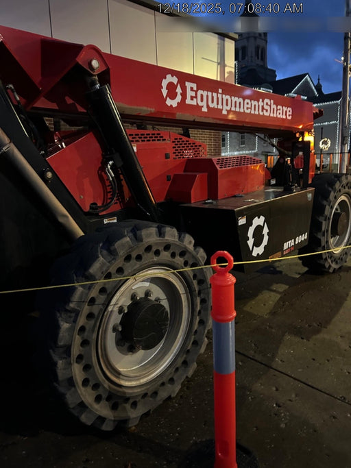 2020 MANITOU MTA8044