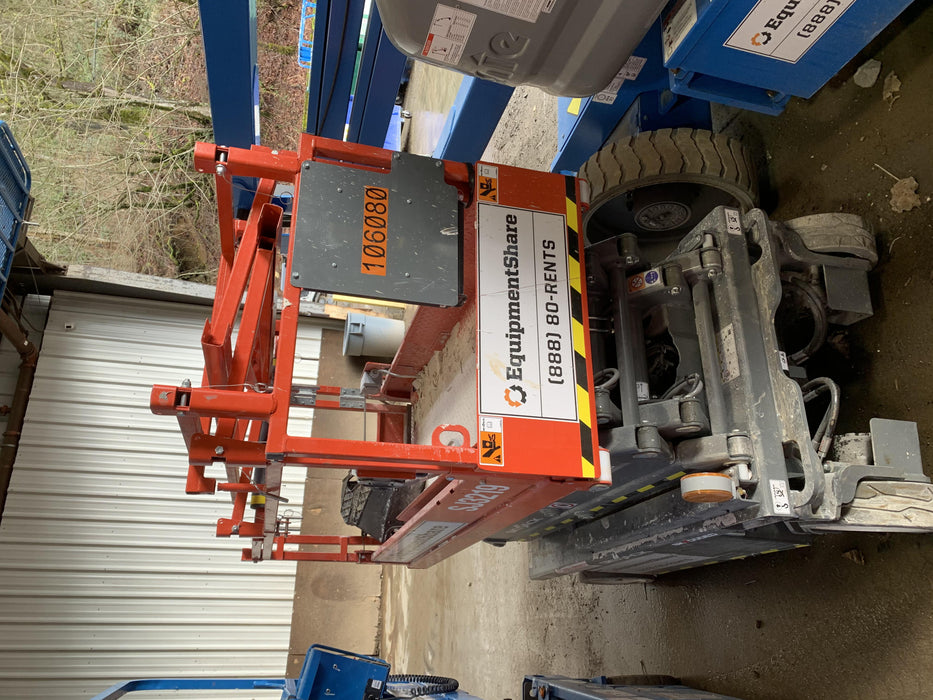 2020 Skyjack SJIII-3219 Solid NM Tires, Half height spring hinged entry gate, Dual Beacons, 800W Inverter