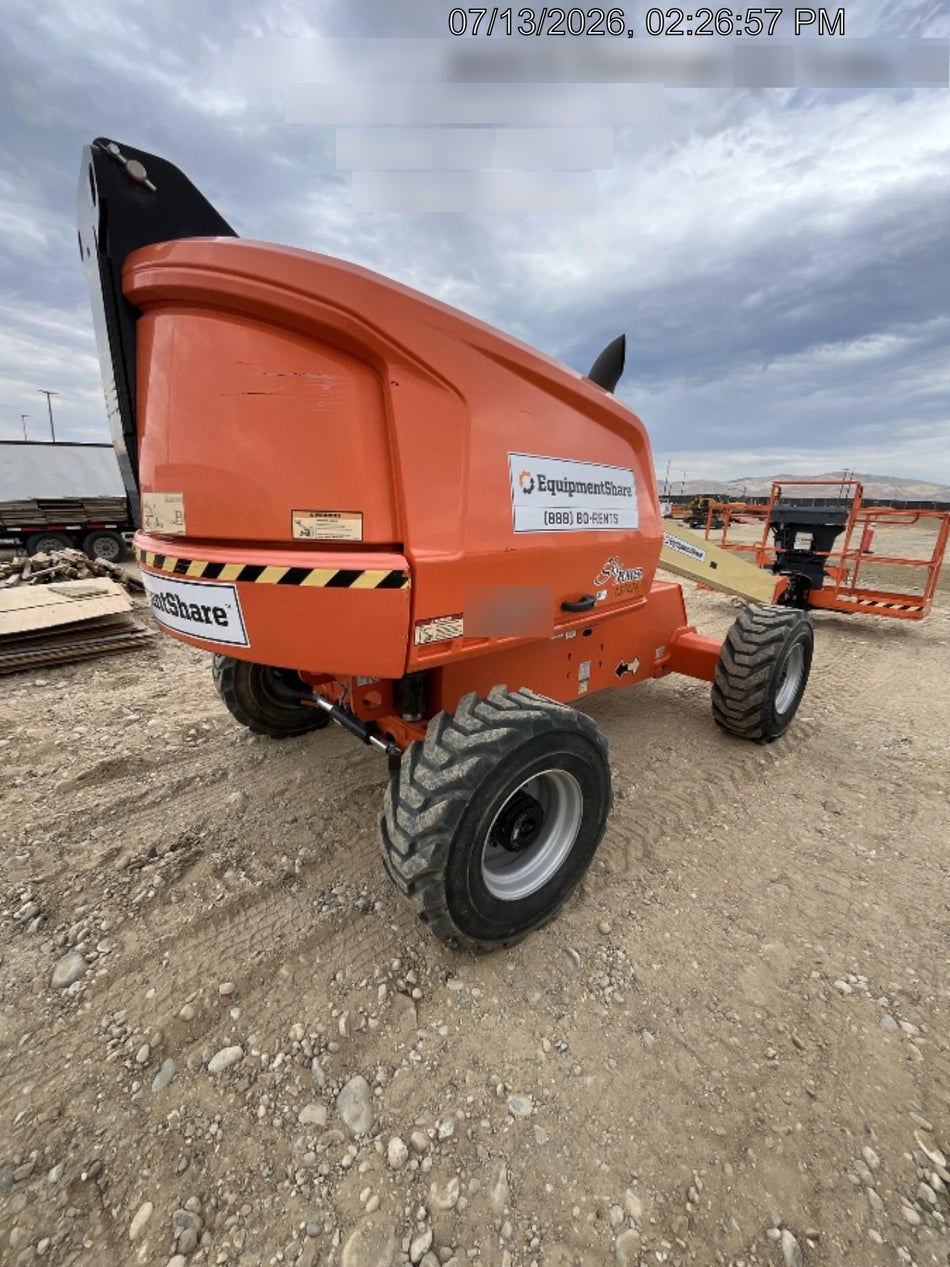 2021 JLG 400S